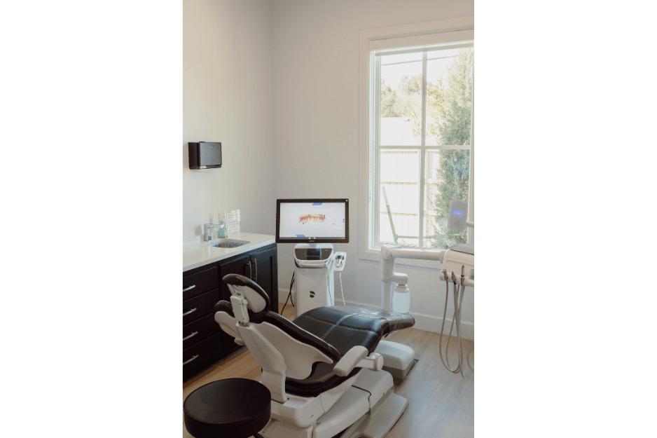 Patient Room | Wayman Family and Cosmetic Dentistry